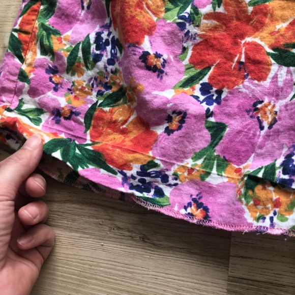 Zara Bold Floral Shorts 52% Linen - Picture 5 of 9